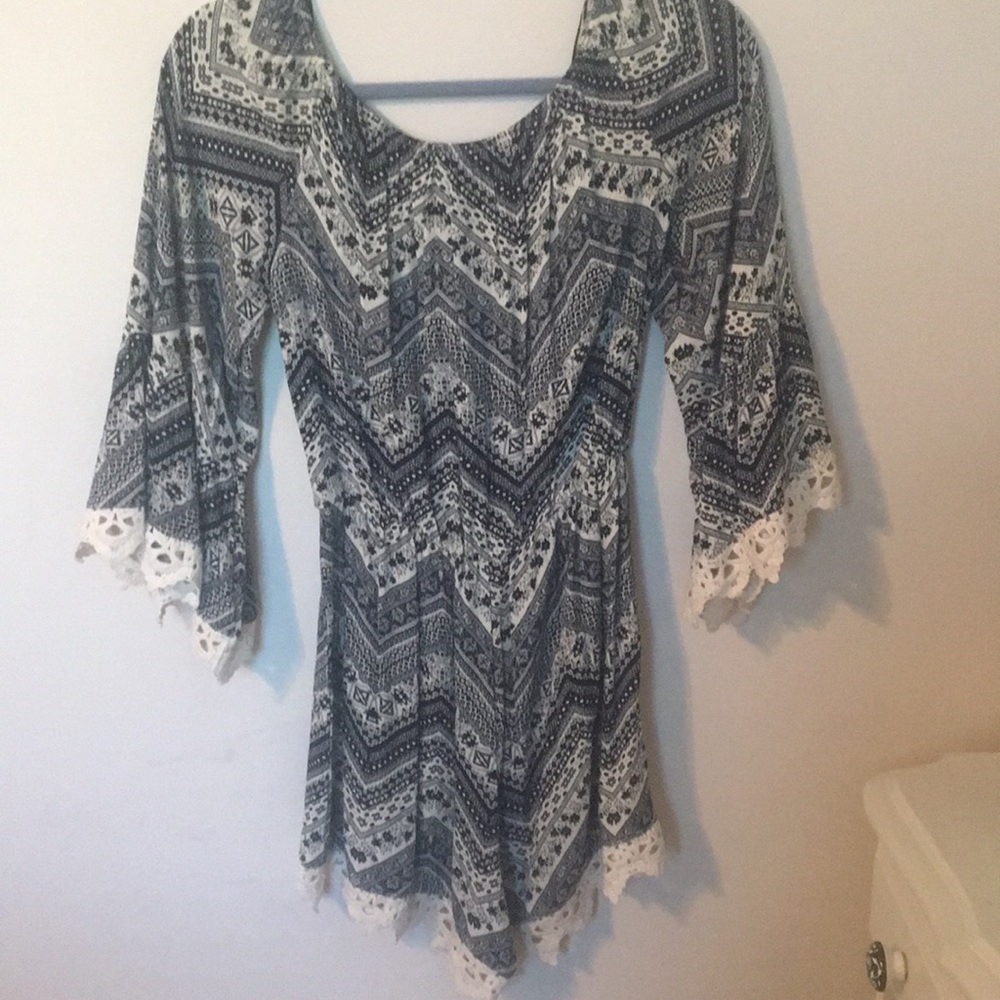 Romper - Picture 2 of 2